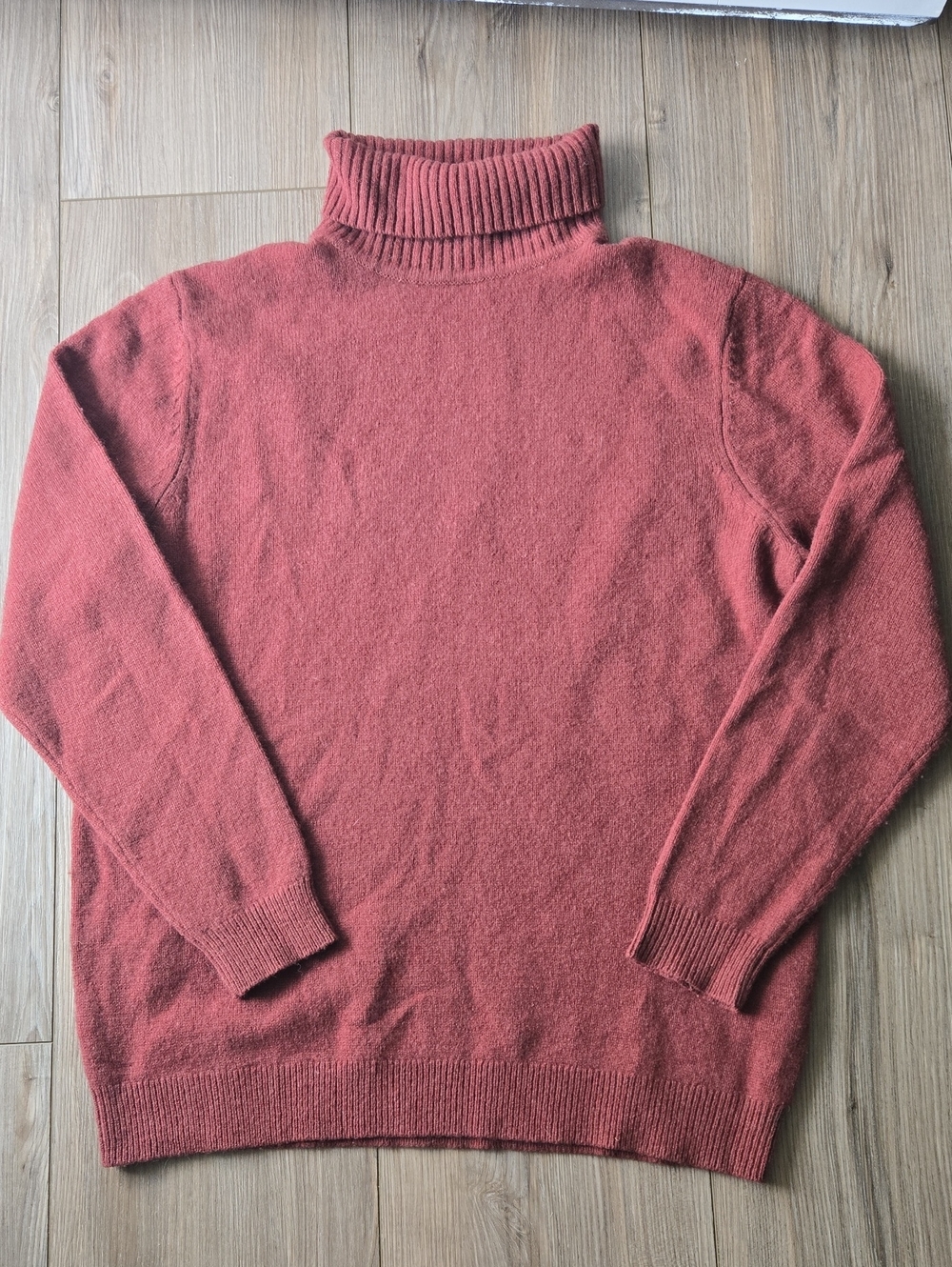 WoolOvers Rust Colored Turtleneck Sweater